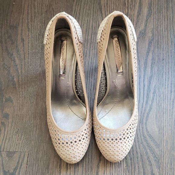 BCBG Brenna pump - Picture 2 of 3